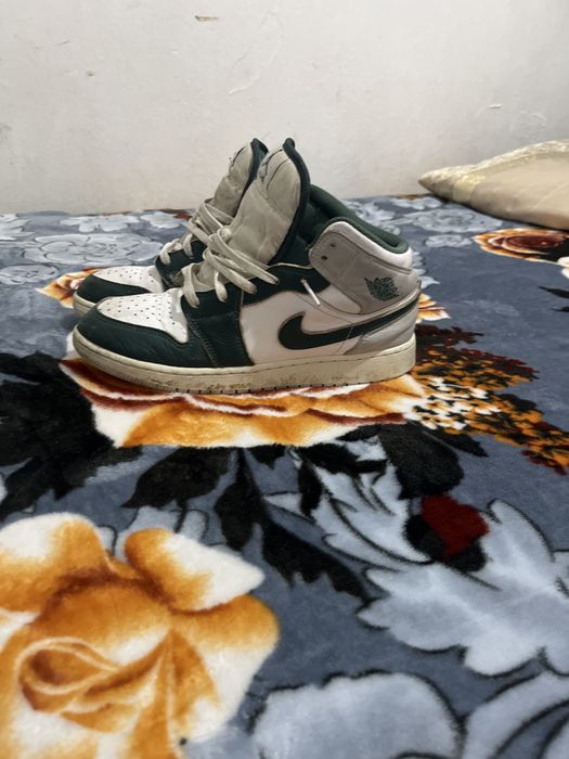 Nike Air Jordan(mid)