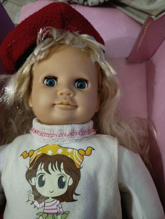 Продам интерактивная кукла Настенька