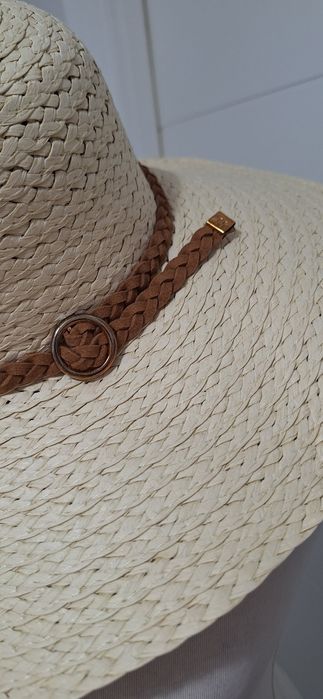 Chanel kapelusz słomkowy