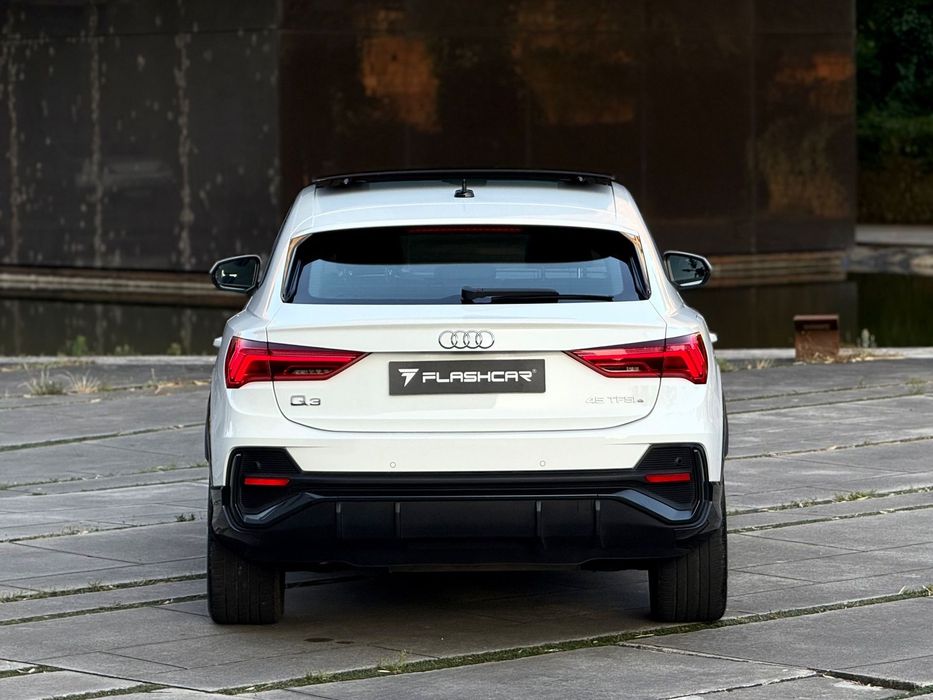 Audi Q3 Sportback 45 TFSIe S line S tronic