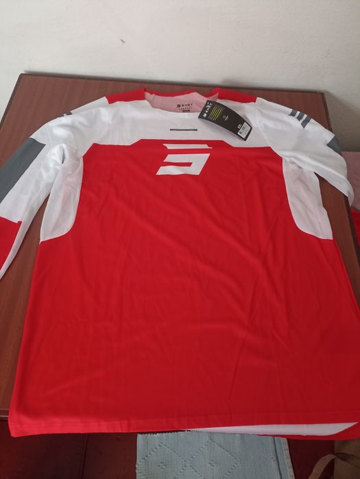 Conjunto para motocross botas,colete,óculos, calça e t shirt.