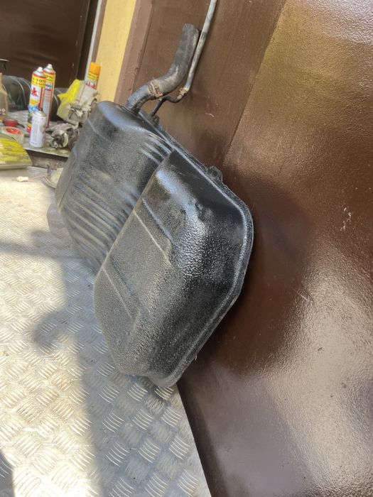 Сузуки свифт 98 год suzuki swift бак бензобак в сборе с насосом