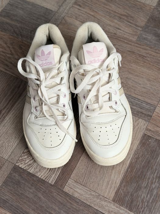 Кеди adidas оригінал