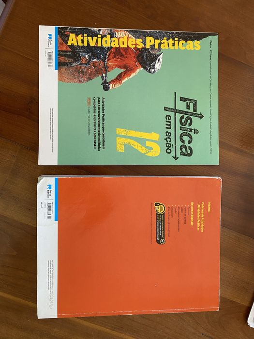 Manual e caderno de atividades Física em ação 12 Porto Editora
