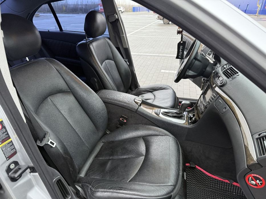 Mercedes-benz E - Class