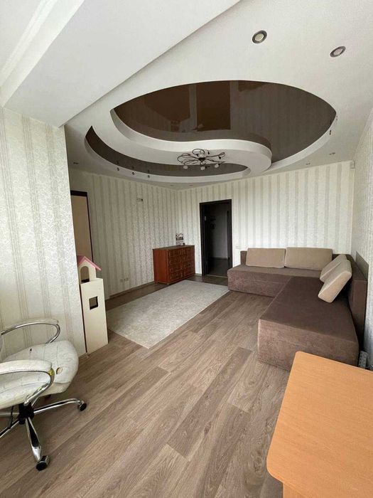 Центр. Оф. 2%.2к з ремонтом.