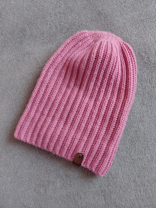 Czapka robiona na szydełku