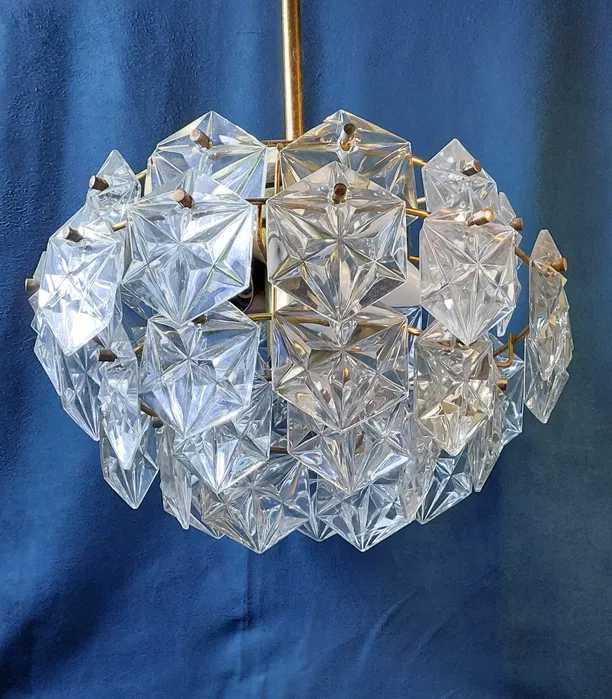 Чехословацька кришталева люстра