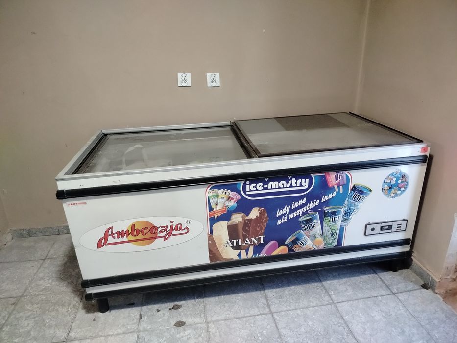 Zamrażarka sklepowa