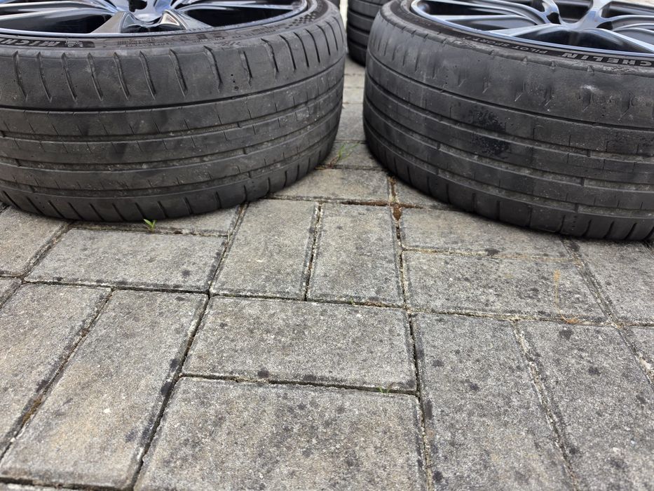 Jantes 17 com pneus Michelin