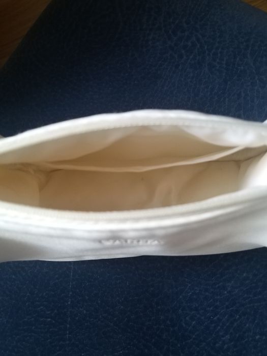 3 bolsas de maquilhagem