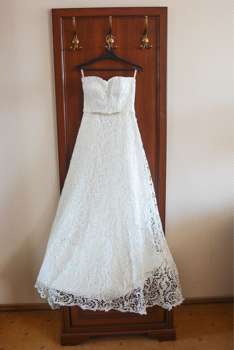 Продам весільну сукню