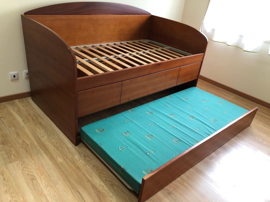 Cama Dupla com 3 Gavetas de Armazenamento – Prática e Elegante!