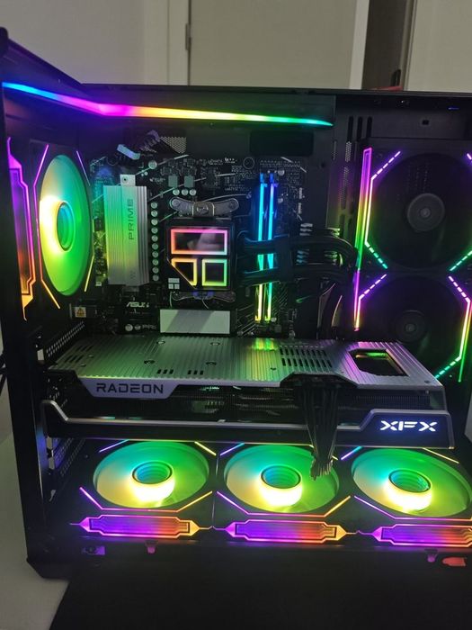 XTREME Gaming PC | Ryzen 7600X | 32GB DDR5 | RX 7800XT 16GB | = NOVO