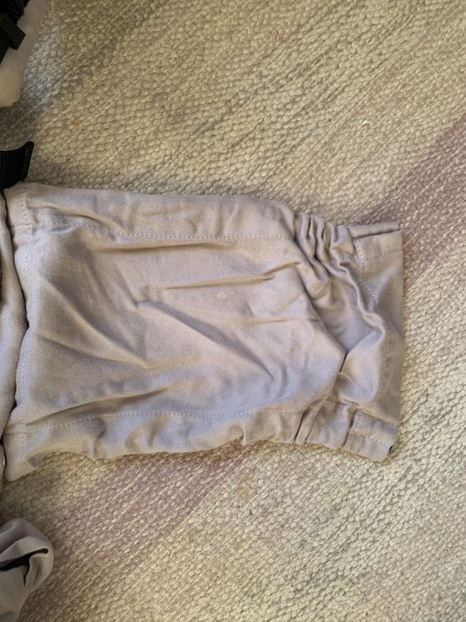 Porta bebes Isara The One cor castanho claro