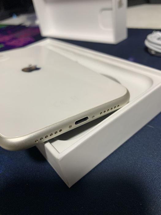iPhone 11 128gb стан нового