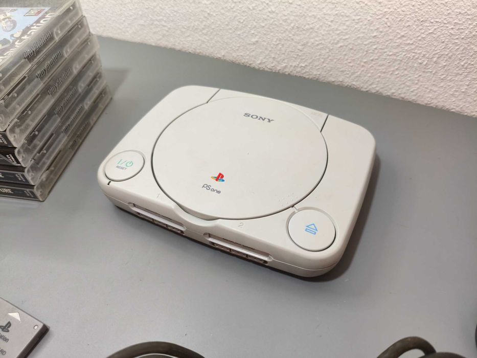PSone + Jogos (Playstation 1)