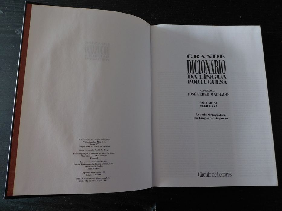 Enciclopédia antiga + Dicionário da Língua Portuguesa (vários volumes)