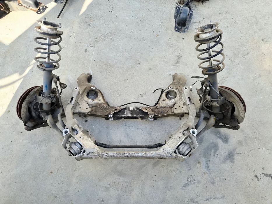 Sanki Zawieszenie Przód Przednie BMW 1 E87 E87 E81 E82 E88 E90 E91 E92 E93