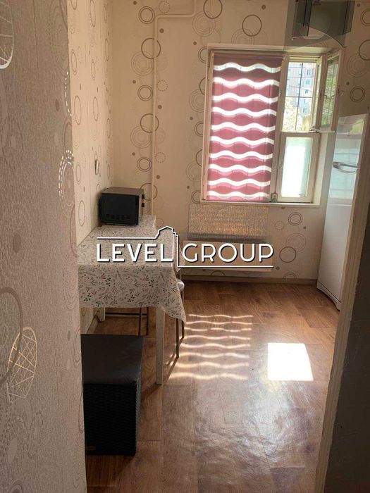 5-к на першому пов 100,3 м.кв. Харківський масив вул Тростянецька 6 ж