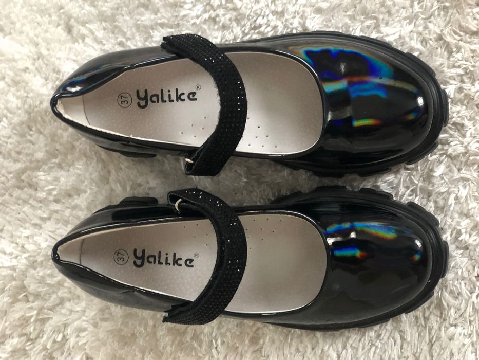 Туфлі на платформі 37 розмір