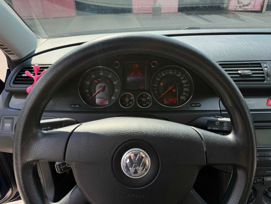 Volkswagen Passat B6