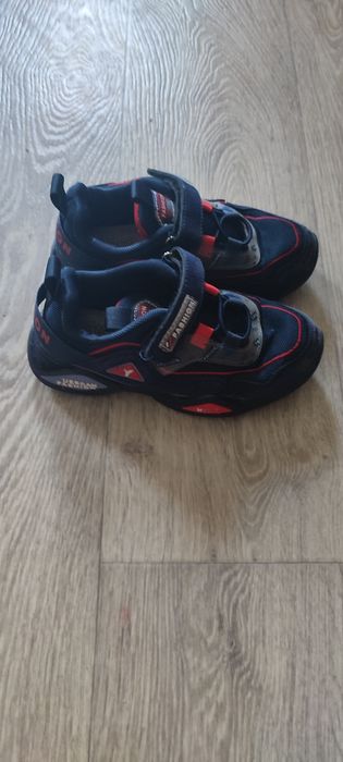 Кросівки на хлопчика