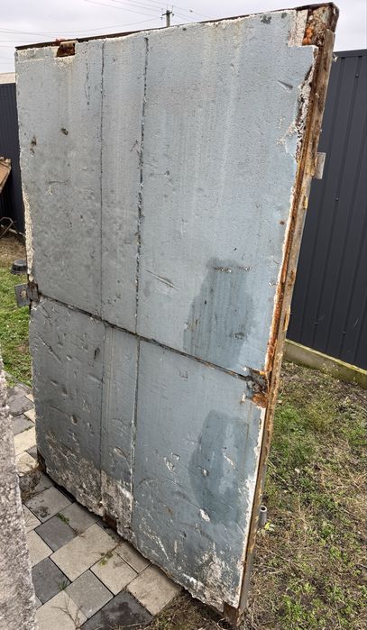 Ворота металеві міцні доставка