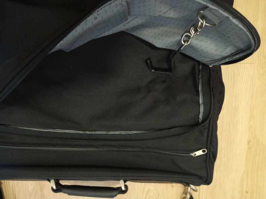 Porta-fatos Samsonite NOVO