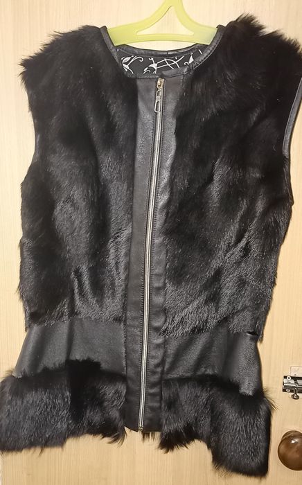 Жилетка із натурального хутра