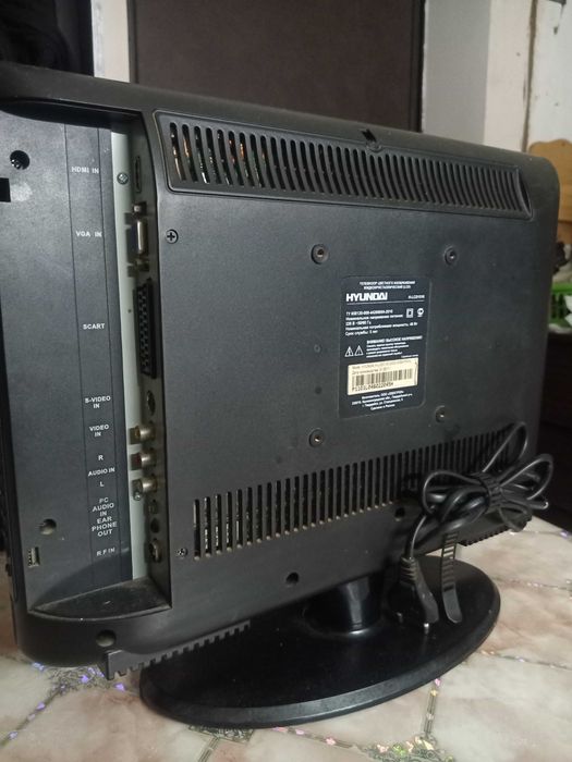 Продам монітор, можна використовувати як телевізор.