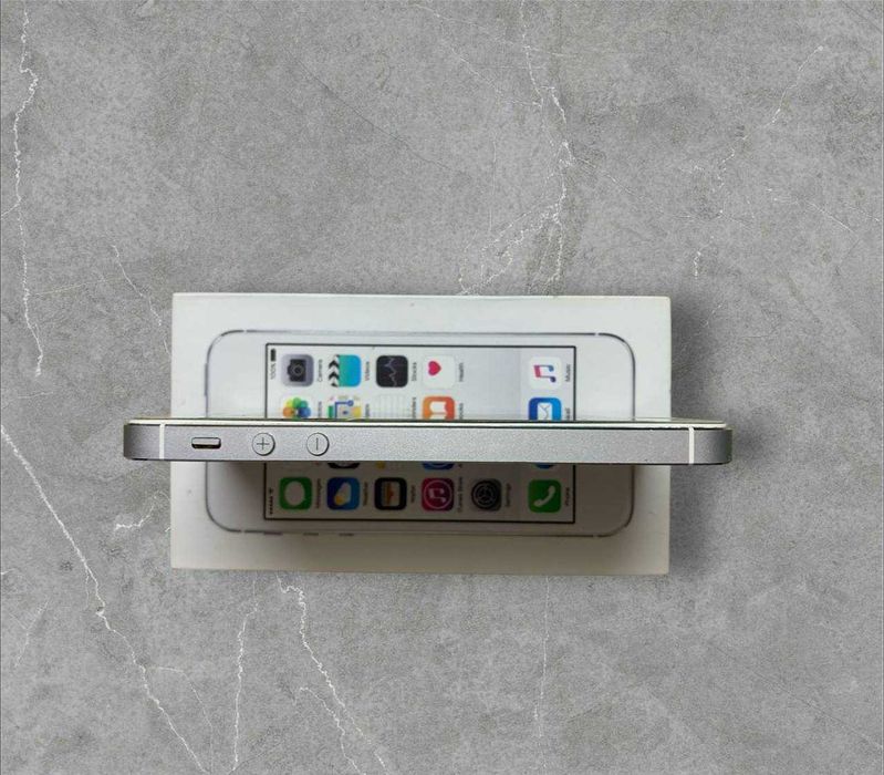 Apple iPhone 5S 16GB silver white