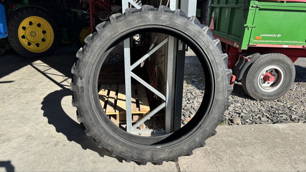 Opony wąskie do międzyrzędzi KLEBER 270/95 R48