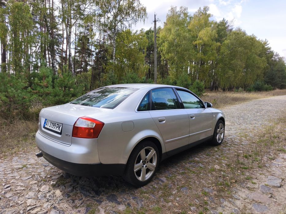 Audi A4b6 2.0 бензин