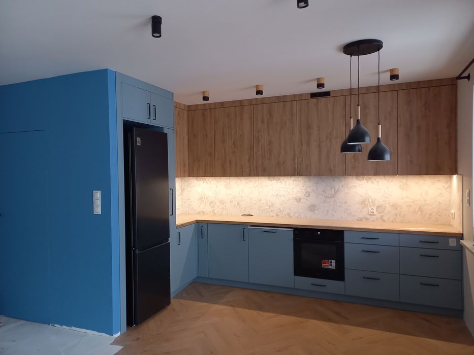 Meble na wymiar, kuchnie, szafy, zabudowy, stolarz