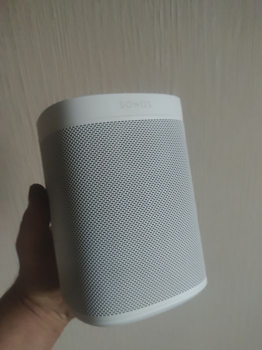 Пара колонок Sonos One SL и Sonos One A100 WiFi