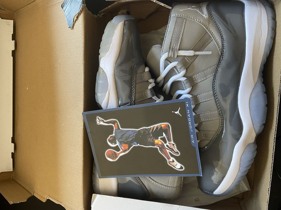 Air Jordan 11 Retro Cool Gray