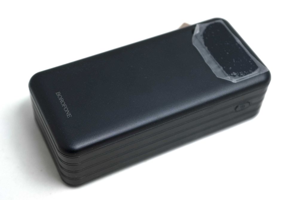 беспроводной повербанк на 10 000 мАч + проводной на 60 000 мАч