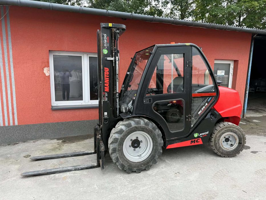 Wózek widłowy TERENOWY MANITOU MC 25-4 rok produkcji 2023
