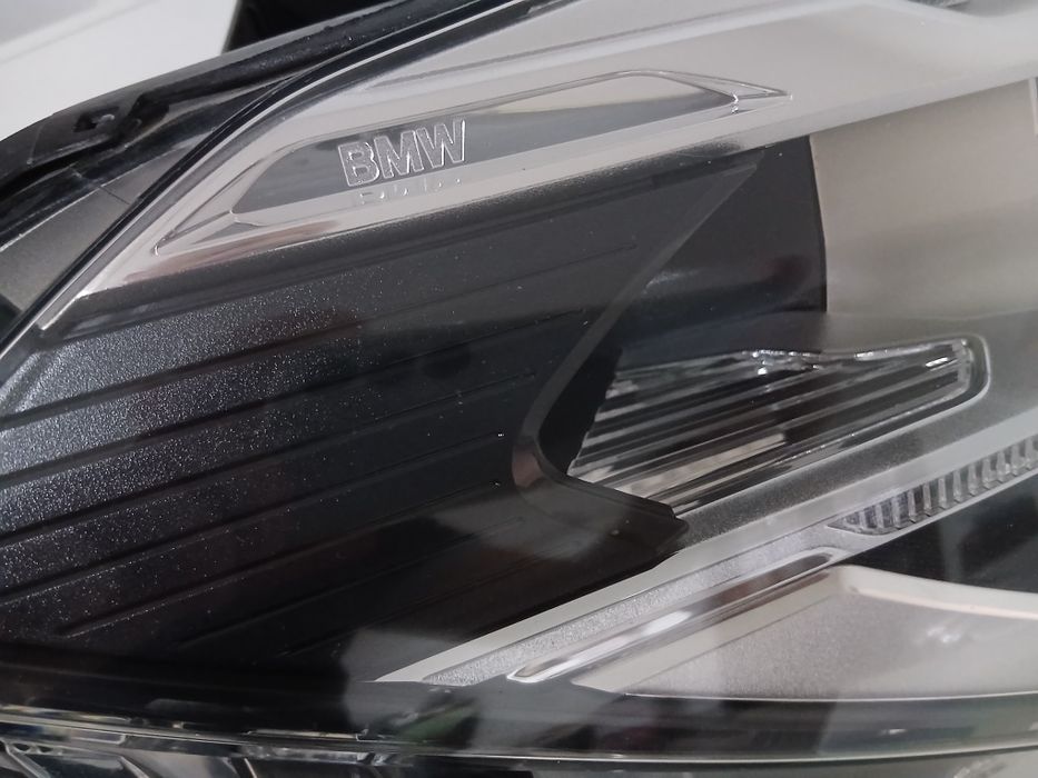 Farol BMW X1 U11  e  F48