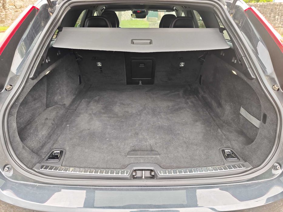 VOLVO V90 R-Desing oportunidade