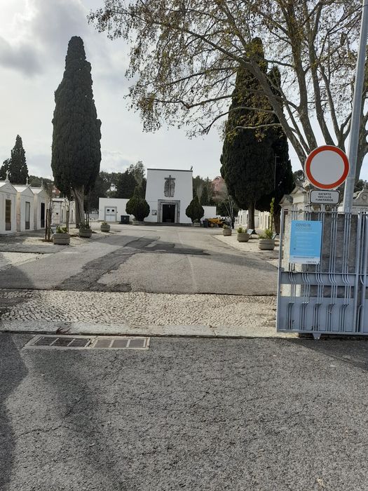 Cemitério da Guia em Cascais- Terreno perpétuo