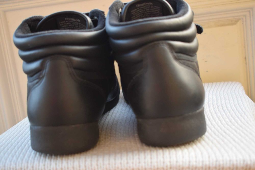 кожаные кроссовки туфли кеды сникеры Reebok р. 41