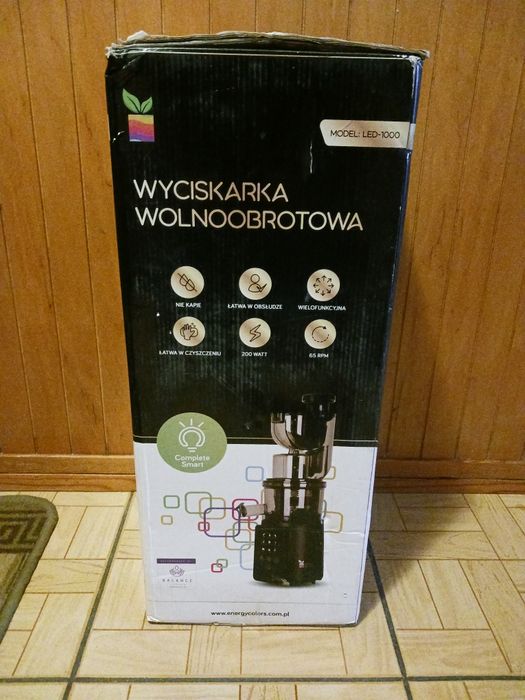 Wyciskarka wonoobrotowa do owoców i warzyw