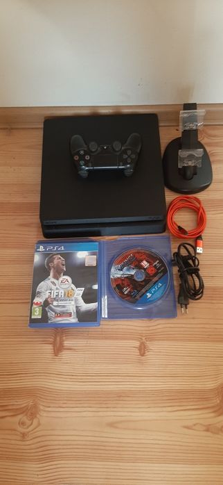 Konsola ps4 slim 500gb