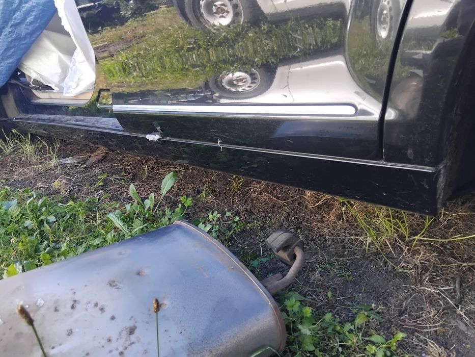 Mercedes w221 listwa progowa lewa prawa