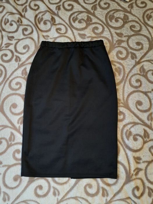 Нарядний костюм розмір М