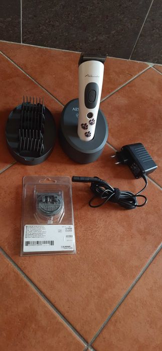 Máquina Tosquia Aesculap GT405