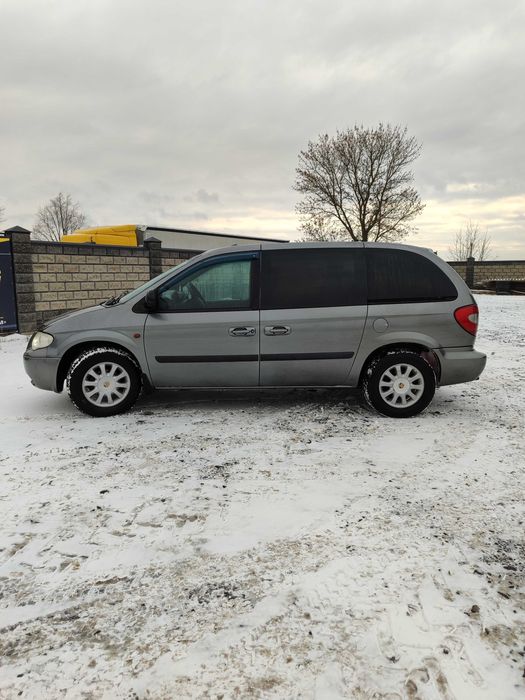 Продам Крайслер Вояджер