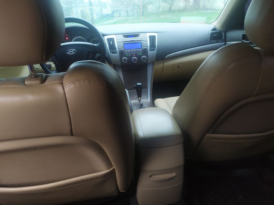 Hyundai Sonata 2.4  газ.бензин